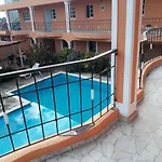 Room In Guest Room - Apartahotel Next Nivel
