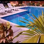 Room In Guest Room - Apartahotel Next Nivel